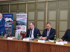 III. Slovensko ma  arsk   rektorsk   f  rum v Pre  ove 11