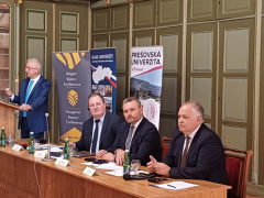III. Slovensko ma  arsk   rektorsk   f  rum v Pre  ove 12